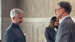 தௌஹித் உசேன்-ஜெய்சங்கர் 