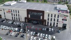 "Томми молл" батирдей эле бааланып кеткен". Ишкер Шаршенбек Абдыкеримов президентке кайрылды