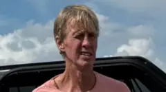 مقامات محلی این عکس را از رایان وسلی راث پس از دستگیری منتشر کرده‌اند
