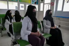 طالبان به زنان اجازه داده است در امتحانات پایانی رشته‌های پزشکی در دانشگاه باختر شرکت کنند