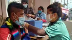 कोभिड खोप