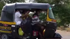 ఆటోలో వలసలు