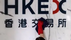 恆生指數再近歷史低點 香港走向「國際金融中心遺址」還是寄望「由治及興」