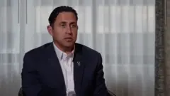 أنتوني أغيلار ضابط متقاعد في القوات الخاصة الأمريكية