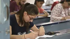 પ્રતીકાત્મક તસવીર