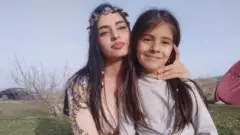 ہادیہ اپنی چھوٹی بہن ہستی کے ساتھ