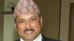गभर्नर अधिकारी