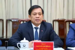 Cựu Thứ trưởng Lao Động, Thương binh và Xã hội Nguyễn Bá Hoan bị cáo buộc nhận hối lộ hơn 16,3 tỷ đồng 