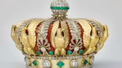 கிரீடங்கள், சங்கிலிகள், காதணிகள், ப்ரூச்சுகள், லூவர் அருங்காட்சியகக் கொள்ளை, இந்திய வைரங்கள்