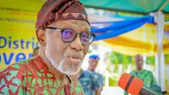 Aworan Gomina Akeredolu