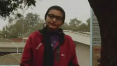 Gharama ya juu ya kufanya kampeni imefanya vyeo vya kisiasa kuwa vya wachache tu walio na pesa nyingi na wenye ushawishi.