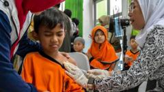 Kasus campak melonjak di Indonesia, dampak masyarakat percaya narasi antivaksin?