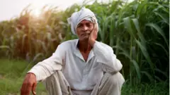 ખેતમજૂરો ગુજરાન ચલાવવા માટે દેવાના વિષચક્રમાં ફસાવવા મજબૂર કેમ?