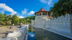 දළදා මාලිගාව