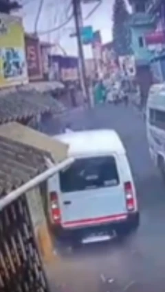இந்தியா 