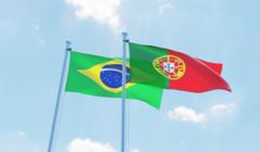 Bandeiras do Brasil e de Portugal lado a lado