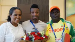 ሻለቃ ደራርቱ ቱሉ፣ ሰለሞን ባረጋና ዱቤ ጂሎ