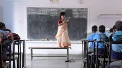 Od odbacivanja do inspiracije: Indijka visoka 90 centimetara