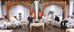 প্রধান উপদেষ্টার সঙ্গে বৈঠকে জামায়াতের প্রতিনিধিরা 