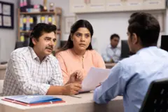 લોન લેતી વખતે બૅન્કો વીમો લેવાનું દબાણ કરતી હોય તો આ નિયમો ધ્યાનમાં રાખો