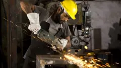 தொழிலாளி