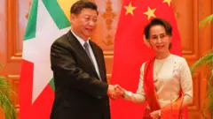 မြန်မာ -တရုတ် ပူးပေါင်းဆောင်ရွက်ဖို့ သဘောတူစာချုပ် ၃၃ခုကိုလည်း ချုပ်ဆိုနိုင်ခဲ့
