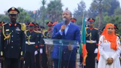 Ministirri Muummee Abiy dubbii isaaniin maqaa biyyaa dhahan hin qaban