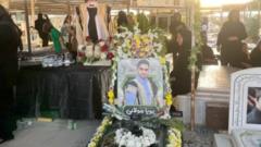 مراسم سالگرد پویا مولایی‌ بر مزارش