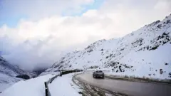 برف در زنجان