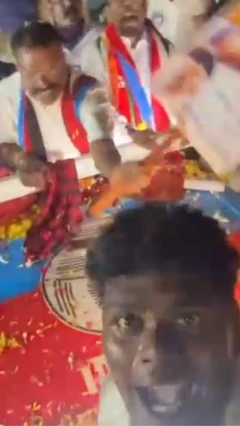 அரசியல் தலைவர்கள் பிரசாரம் எல்லை மீறிய தொண்டர்கள்