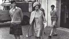 Ilma mootiifi Giiftii Elizaabeet