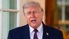 डोनाल्ड ट्रंप