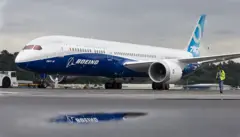 Boeing 787 en un aeropuerto