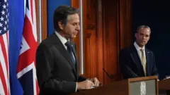 Блинкен и Рааб