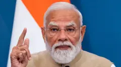 नरेंद्र मोदी