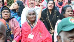 আওয়ামী লীগের সমাবেশ থেকে 