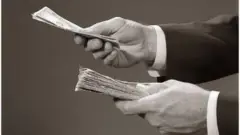 Maallaqa harka manaatti