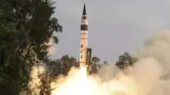 அக்னி ஏவுகணை