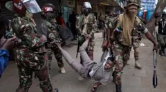 Nama poolisiin qabatee adeemuun