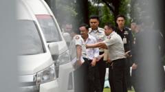 ศาลฎีกามีคำสั่งบังคับโทษจำคุกทักษิณ 1 ปี "คดีชั้น 14"