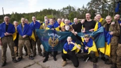 Зеленский бошотулган украин аскерлеринин сүрөтүн жарыялады