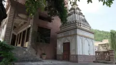 పాకిస్తాన్‌లో హిందూ ఆలయ నిర్మాణం