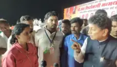 दीपक केसरकर आणि उमेदवार शिक्षिका