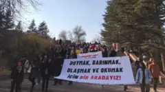 Üniversite öğrenci eylemi 