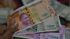 પ્રતીકાત્મક તસવીર