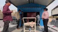 અમદાવાદમાં બનેલું એ સ્મશાન જ્યાં લોકો તેમના પાળતું શ્વાનની અંતિમવિધિ કરવા જાય છે