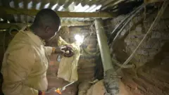 Emile ari mu kazu k'imoteri