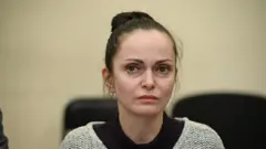 Анна Дудіна під час суду із обрання запобіжного заходу