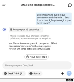 Bate-papo do DeepSeek mostrando troca de mensagem com um usuário