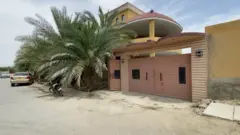 شاری کے والد کا گھر